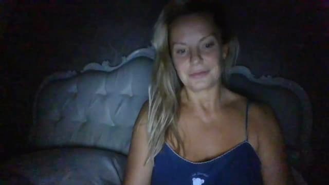 Gallery image thumbnail from Klo35's myfreecams stream on, 07/11/2023, 03:33 image 5 of 20