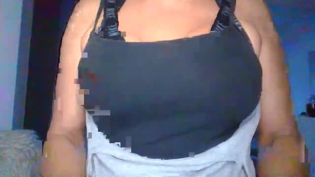 Gallery image thumbnail from Klo35's myfreecams stream on, 07/11/2023, 20:38 image 20 of 20