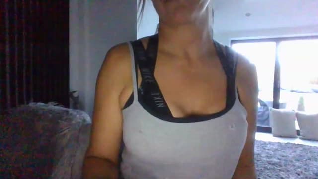 Gallery image thumbnail from Klo35's myfreecams stream on, 07/11/2023, 20:38 image 2 of 20