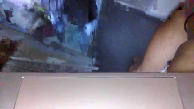 Gallery image thumbnail from Klo35's myfreecams stream on, 07/13/2023, 05:45 image 16 of 20