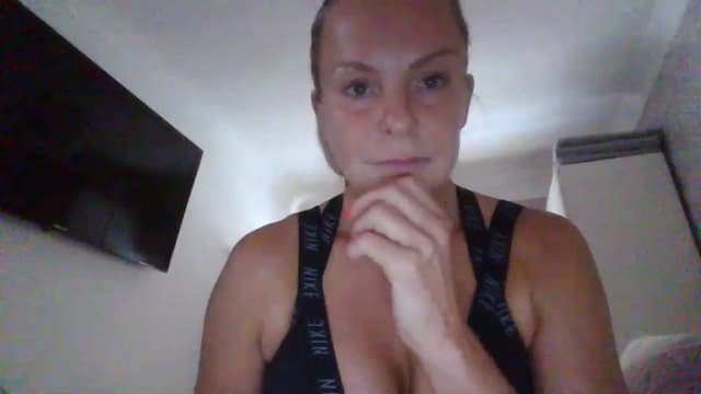 Gallery image thumbnail from Klo35's myfreecams stream on, 07/13/2023, 18:40 image 17 of 20