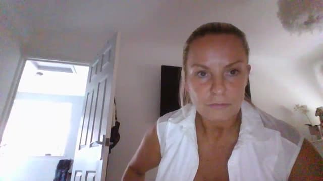 Gallery image thumbnail from Klo35's myfreecams stream on, 07/13/2023, 18:40 image 13 of 20