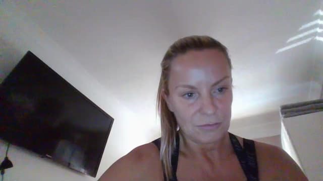 Gallery image thumbnail from Klo35's myfreecams stream on, 07/13/2023, 18:40 image 19 of 20
