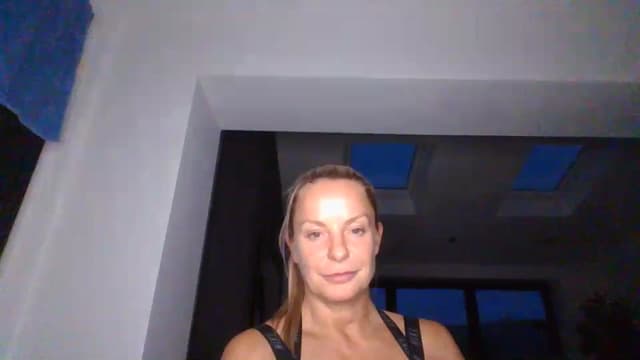 Gallery image thumbnail from Klo35's myfreecams stream on, 07/13/2023, 21:17 image 13 of 20
