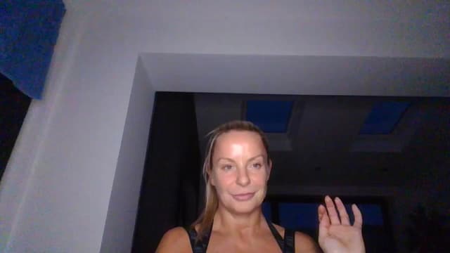 Gallery image thumbnail from Klo35's myfreecams stream on, 07/13/2023, 21:17 image 17 of 20