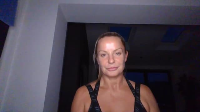 Gallery image thumbnail from Klo35's myfreecams stream on, 07/13/2023, 21:17 image 19 of 20
