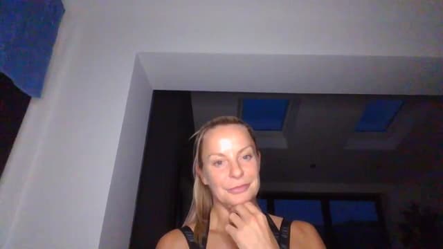 Gallery image thumbnail from Klo35's myfreecams stream on, 07/13/2023, 21:17 image 16 of 20