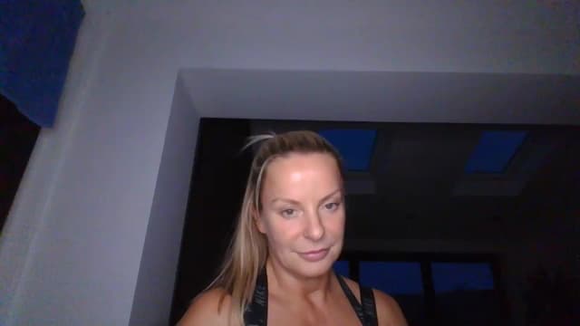 Gallery image thumbnail from Klo35's myfreecams stream on, 07/13/2023, 21:17 image 11 of 20