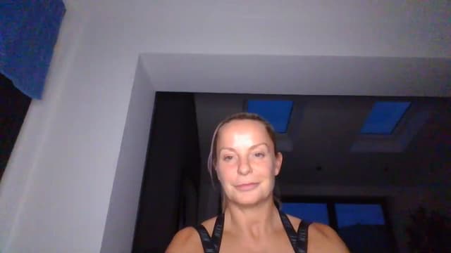 Gallery image thumbnail from Klo35's myfreecams stream on, 07/13/2023, 21:17 image 10 of 20