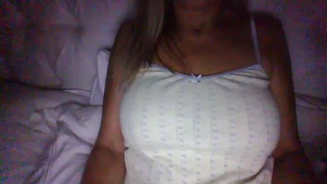 Gallery image thumbnail from Klo35's myfreecams stream on, 07/14/2023, 06:58 image 1 of 20