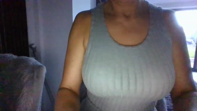Gallery image thumbnail from Klo35's myfreecams stream on, 07/16/2023, 20:25 image 9 of 20