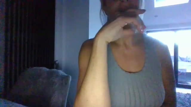 Gallery image thumbnail from Klo35's myfreecams stream on, 07/16/2023, 20:25 image 8 of 20
