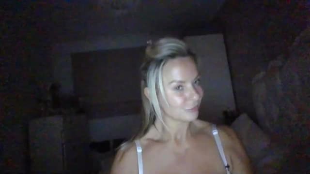 Gallery image thumbnail from Klo35's myfreecams stream on, 07/16/2023, 23:59 image 5 of 20
