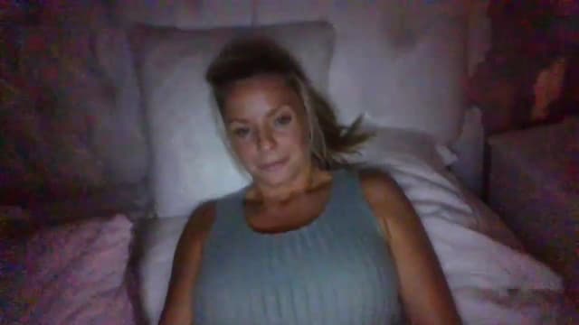 Gallery image thumbnail from Klo35's myfreecams stream on, 07/16/2023, 23:59 image 14 of 20