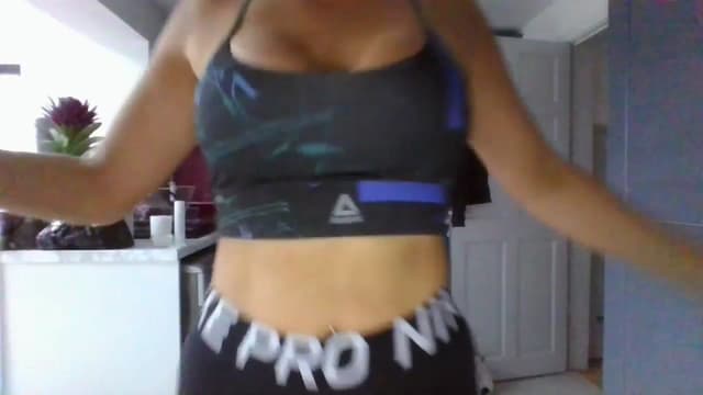 Gallery image thumbnail from Klo35's myfreecams stream on, 07/17/2023, 19:41 image 6 of 20