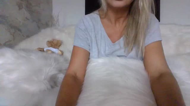 Gallery image thumbnail from Klo35's myfreecams stream on, 07/23/2023, 06:53 image 12 of 20