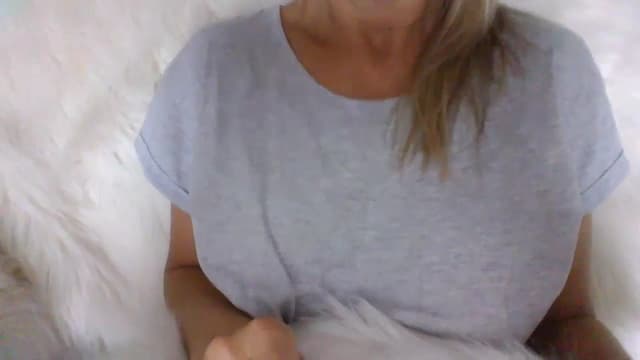 Gallery image thumbnail from Klo35's myfreecams stream on, 07/23/2023, 06:53 image 2 of 20