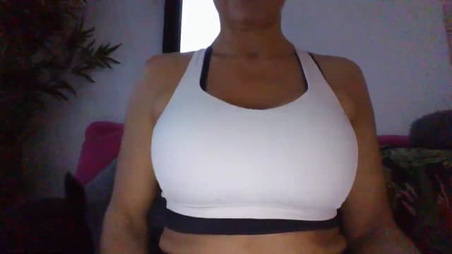 Gallery image thumbnail from Klo35's myfreecams stream on, 07/26/2023, 20:04 image 5 of 20