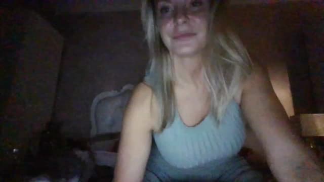 Gallery image thumbnail from Klo35's myfreecams stream on, 07/30/2023, 23:32 image 11 of 20