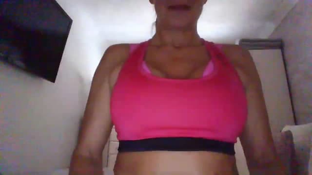 Gallery image thumbnail from Klo35's myfreecams stream on, 08/04/2023, 11:03 image 7 of 20