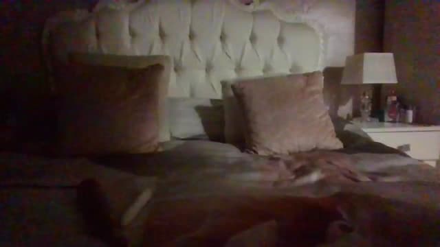 Gallery image thumbnail from Klo35's myfreecams stream on, 08/10/2023, 22:54 image 1 of 20