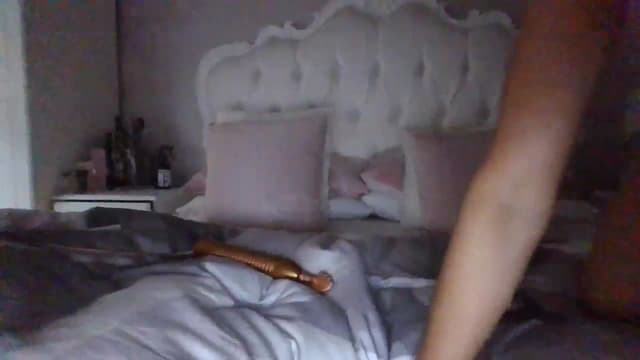 Gallery image thumbnail from Klo35's myfreecams stream on, 08/13/2023, 17:33 image 11 of 20