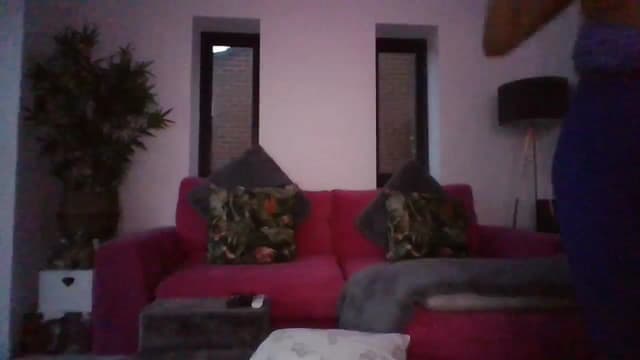 Gallery image thumbnail from Klo35's myfreecams stream on, 08/16/2023, 20:12 image 4 of 20