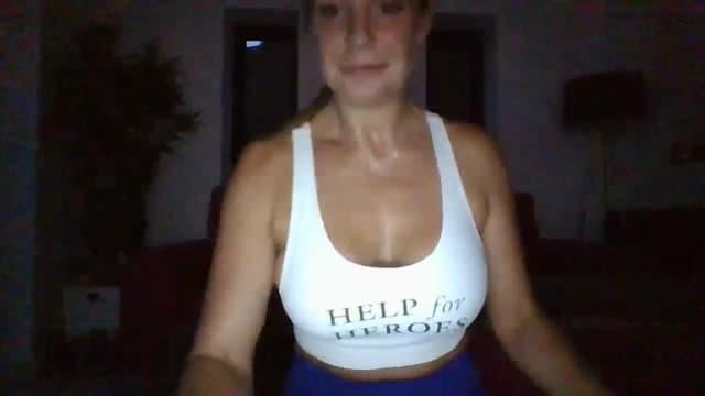 Gallery image thumbnail from Klo35's myfreecams stream on, 08/16/2023, 20:12 image 18 of 20