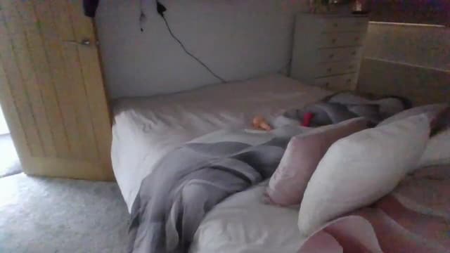 Gallery image thumbnail from Klo35's myfreecams stream on, 08/19/2023, 17:38 image 6 of 20