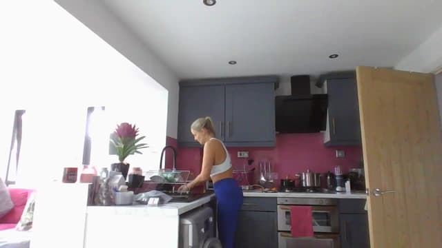 Gallery image thumbnail from Klo35's myfreecams stream on, 08/23/2023, 14:47 image 19 of 20