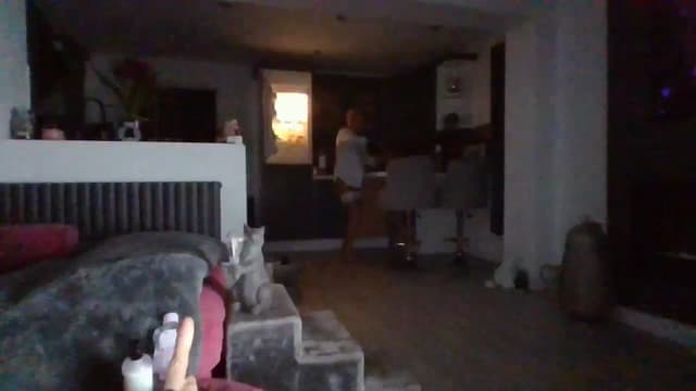 Gallery image thumbnail from Klo35's myfreecams stream on, 09/04/2023, 05:37 image 10 of 20