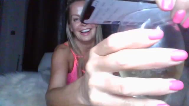 Gallery image thumbnail from Klo35's myfreecams stream on, 09/07/2023, 02:16 image 11 of 20