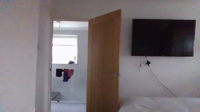 Gallery image thumbnail from Klo35's myfreecams stream on, 09/10/2023, 15:13 image 6 of 20