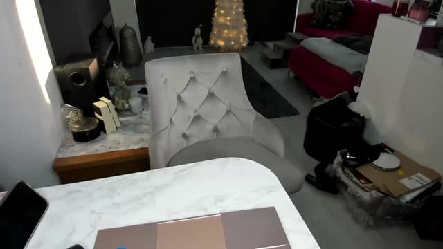 Gallery image thumbnail from Klo35's myfreecams stream on, 12/16/2023, 14:20 image 20 of 20