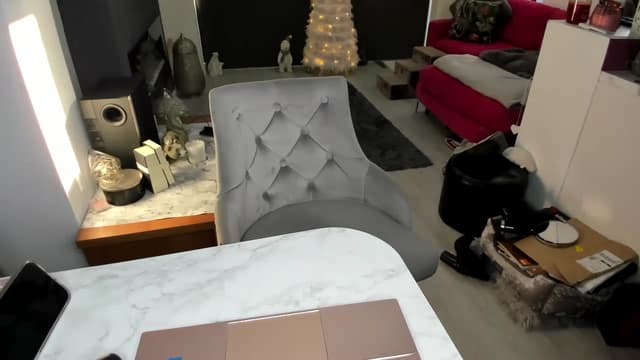 Gallery image thumbnail from Klo35's myfreecams stream on, 12/16/2023, 14:20 image 19 of 20