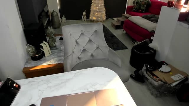 Gallery image thumbnail from Klo35's myfreecams stream on, 12/16/2023, 14:20 image 17 of 20