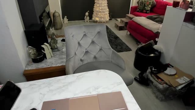 Gallery image thumbnail from Klo35's myfreecams stream on, 12/16/2023, 14:20 image 9 of 20