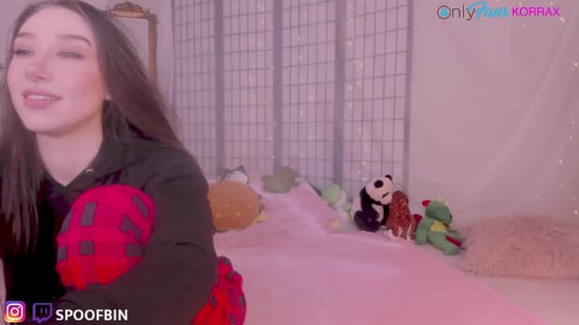 Gallery image thumbnail from Korra's myfreecams stream on, 11/17/2022, 08:39 image 4 of 20
