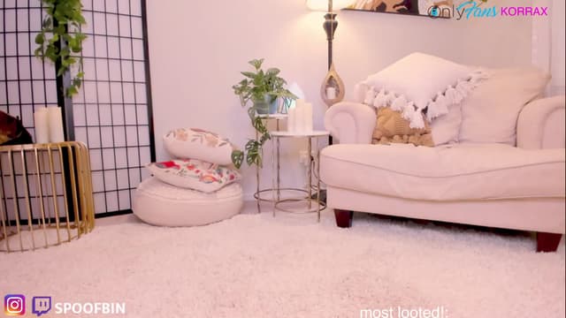 Gallery image thumbnail from Korra's myfreecams stream on, 03/21/2023, 11:07 image 13 of 20