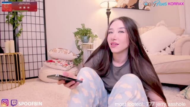 Gallery image thumbnail from Korra's myfreecams stream on, 03/26/2023, 11:14 image 1 of 20