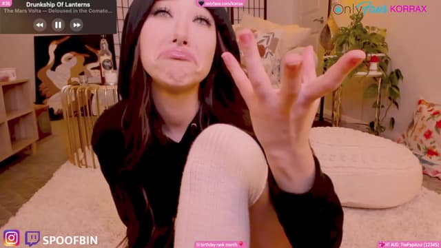 Gallery image thumbnail from Korra's myfreecams stream on, 08/20/2023, 15:23 image 3 of 20