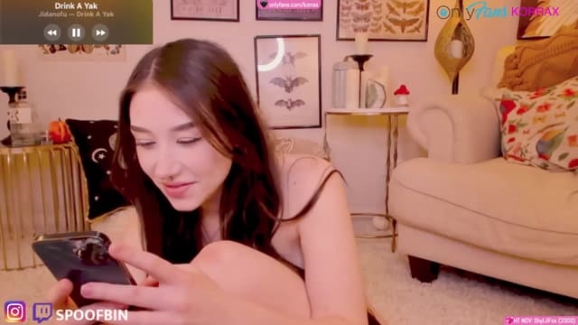Gallery image thumbnail from Korra's myfreecams stream on, 11/20/2023, 14:06 image 1 of 20