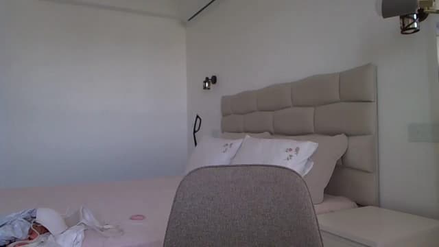 Gallery image thumbnail from Krys_'s myfreecams stream on, 10/24/2025, 11:18 image 1 of 20