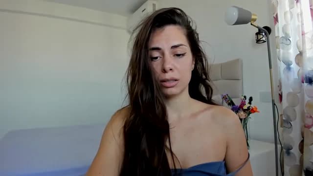 Gallery image thumbnail from Krys_'s myfreecams stream on, 04/16/2026, 08:33 image 6 of 20