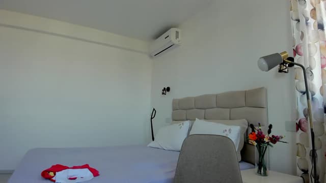 Gallery image thumbnail from Krys_'s myfreecams stream on, 07/28/2026, 07:58 image 7 of 20