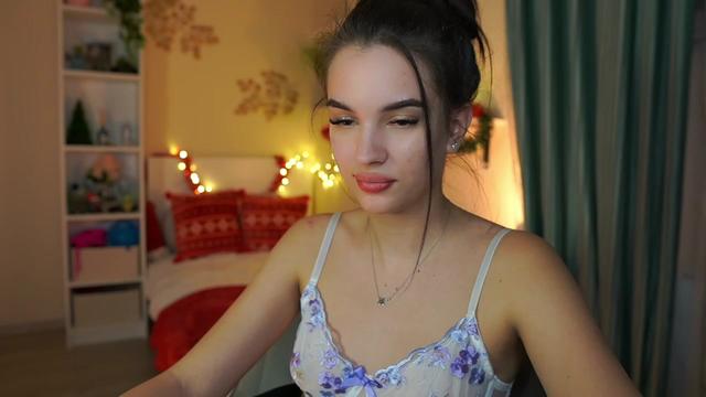 Gallery image thumbnail from Kylie_Quinn's myfreecams stream on, 12/22/2023, 23:42 image 18 of 20