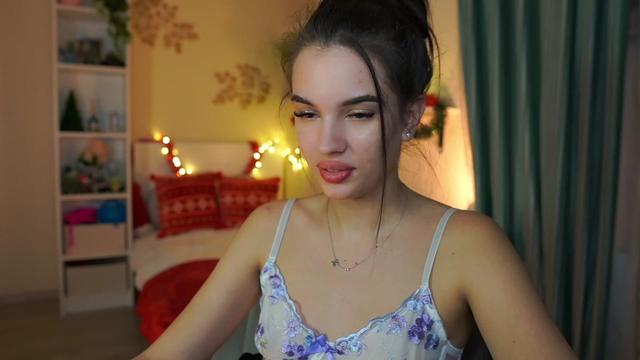 Gallery image thumbnail from Kylie_Quinn's myfreecams stream on, 12/22/2023, 23:42 image 19 of 20