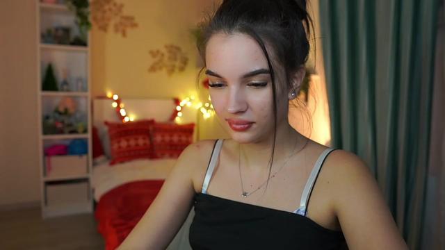 Gallery image thumbnail from Kylie_Quinn's myfreecams stream on, 12/22/2023, 23:42 image 15 of 20