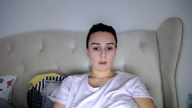 Gallery image thumbnail from L_A_U's myfreecams stream on, 12/01/2022, 13:12 image 15 of 20