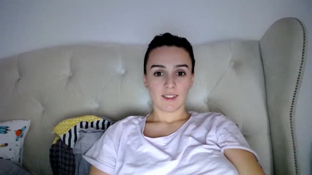 Gallery image thumbnail from L_A_U's myfreecams stream on, 12/01/2022, 13:12 image 18 of 20